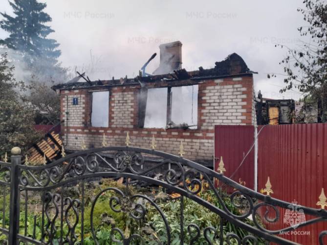 Пожар в Клетнянском районе унес жизни двух человек