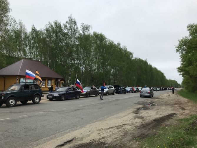 Новозыбковские водители отказались ехать под синими флагами