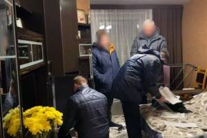 В Брянске следствие опубликовало видео обыска в доме у попавшегося на взятках пристава