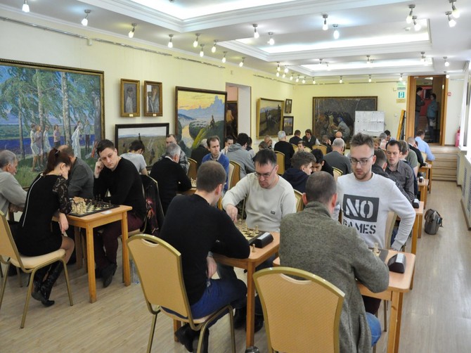 В Брянске шахматисты сразились за 120 тысяч рублей