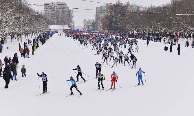 В Брянске расчищают трассы для «Лыжни России» 