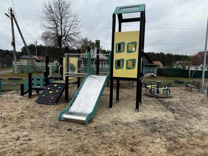 В посёлке Большое Полпино прошла предварительная приёмка новой детской площадки