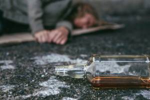 В Новозыбкове на улице нашли труп 38-летней местной алкоголички