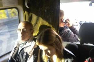 В Брянске водитель маршрутки №79 обругал пассажиров за сделанное замечание