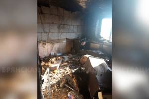 В брянском посёлке Белые Берега сгорела квартира