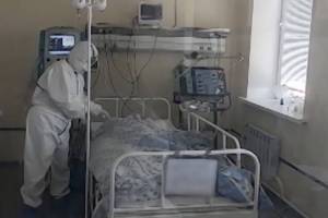 В Брянске врачи спасли тяжело заболевшую COVID-19 женщину
