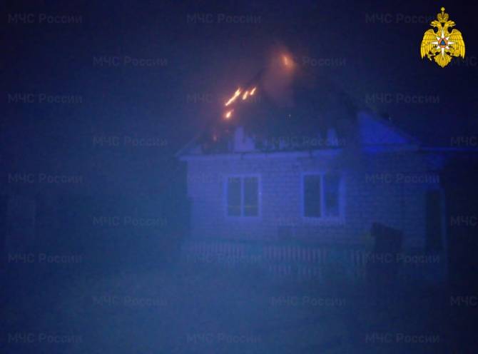 Под Новозыбковом сгорел частный дом