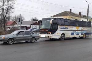 В Брянске попал в аварию автобус с калужскими школьниками