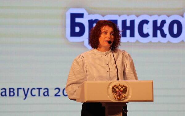 Брянский педагог Елена Грачева поборется за звание «Учитель года-2021» в России