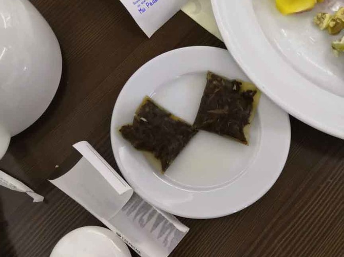 В брянском кафе девушки устроили скандал из-за чая