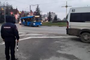 По Брянску ездили 5 поломанных автобусов
