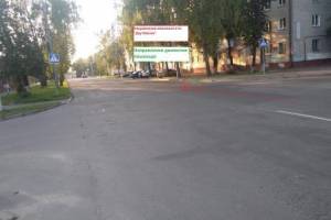 В Брянске водитель Daewoo покалечил на переходе 15-летнюю девочку