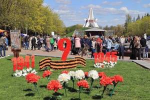Брянцам напомнили о правилах поведения на праздничных мероприятий 9 мая