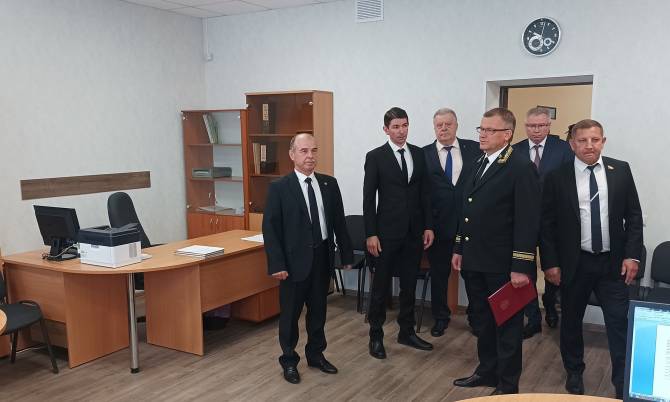 В Бежицком районе Брянска открыли новые помещения мировых судебных участков