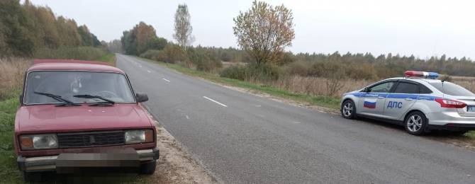 По климовскому селу разъезжал 58-летний водитель ВАЗ без прав