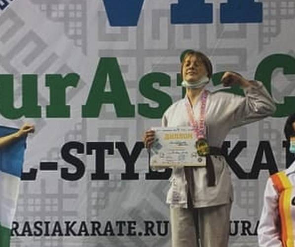 Брянская каратистка взяла «золото» на международных соревнованиях