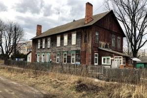 В Новозыбкове чиновники наплевали на аварийный дом