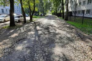 В Трубчевске 3 года не могут отремонтировать убитую дорогу