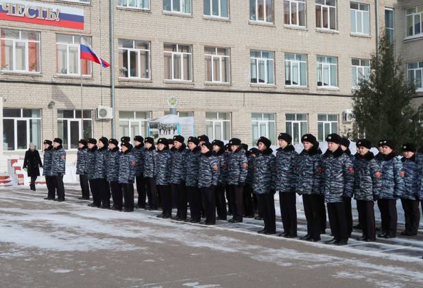 Брянских кадетов с 23 февраля поздравил руководитель СК