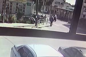Появилось видео въехавшей в толпу пешеходов машины в Почепе 