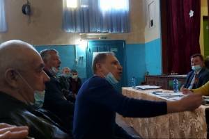 Жители Почепского района выступили против свинарников «Мираторга»