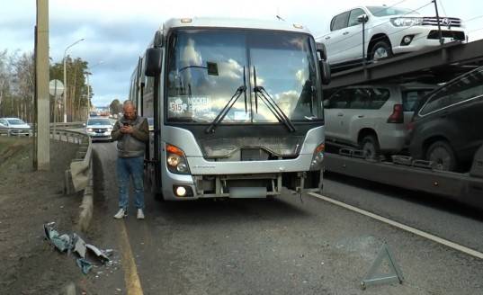 В Калужской области попал в ДТП брянский автобус