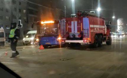 В Брянске из-за ДТП с двумя автобусами образовалась огромная пробка