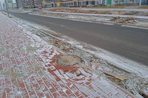В Брянске на новой дороге по улице Олега Визнюка появились провалы