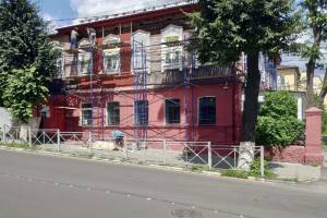 В Брянске завершается ремонт горевшего здания с баром Rolling's