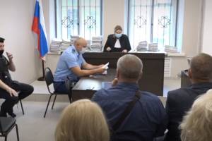 В Брянске Николай Тимошков считает суд против себя постановочным