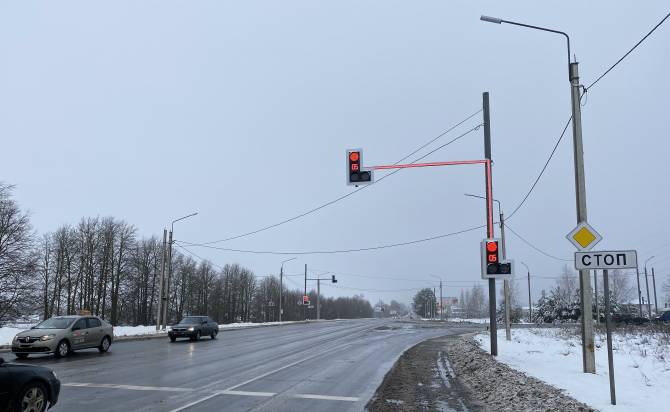 В Брянской области на аварийных участках дорог установили светофоры