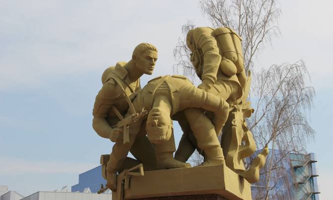 В Брянске отмечают День памяти воинов-интернационалистов