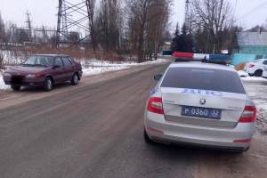 В Климово поутру поймали пьяную 33-летнюю автоледи