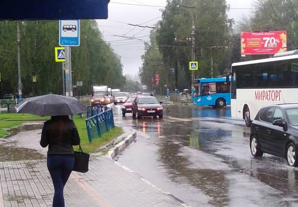 В Брянске на перекрестке улиц Крахмалева и Костычева случилось ДТП