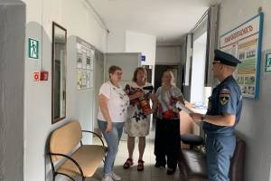 Брянские пожарные проверили областные санатории, приюты и интернаты