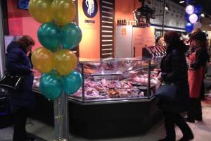 В ТЦ «Океан Плаза» на телецентре открылся удобный мясной магазин «Охотно»