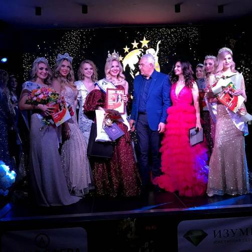 Брянские красавицы борются за победу в конкурсе «Мисс и Миссис Россия Земля»