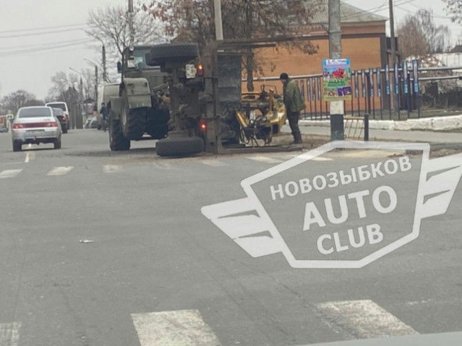 В Новозыбкове никто не пострадал в ДТП с лесовозом