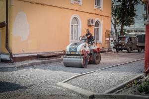  В Брянске идёт летний ремонт дворов