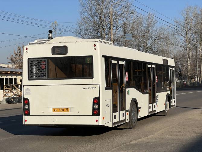 В Брянске первый автобус повышенной вместимости вышел на маршрут №25