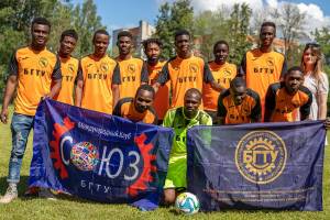 В Брянске футбольный турнир в честь Дня Африки выиграла «Черная пантера»