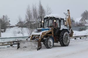 В Брянской области на борьбу со снегопадом вышли 226 единиц техники