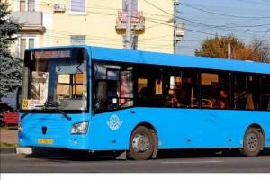 В Брянске водителя автобуса №25 поблагодарили за кондиционер