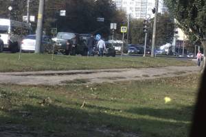 В Брянске на проспекте Московском столкнулись 2 легковушки