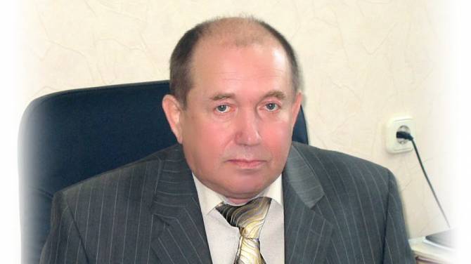 В Брянске скончался судья в почётной отставке Анатолий Степнов