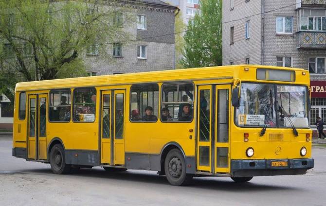 В Брянске автобус №13 продлят до Мамоновского кладбища