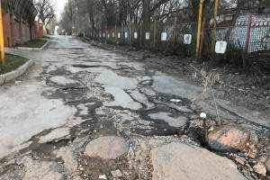 Мэрию Унечи обязали сделать тротуары на улице Пушкина