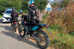 По Погару гоняли на мотоциклах двое 14-летних подростков