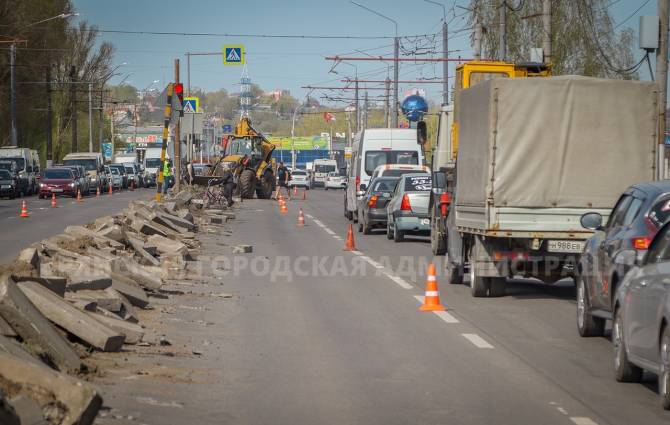 В Брянске начались работы по расширению проспекта Московского