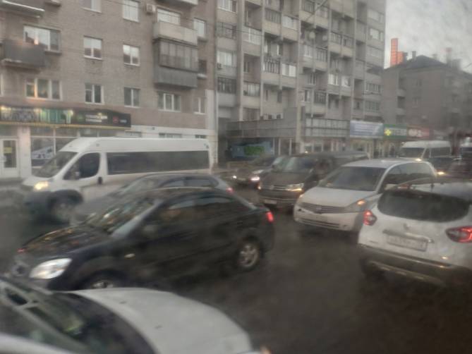 Из-за ДТП протяженность пробок на въезде в Бежицу превысила 5 километров